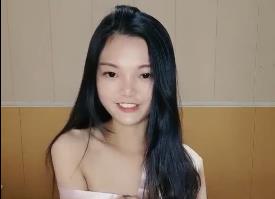 美少女学生妹SM主题酒店援交土豪蕾丝边黑丝吊带阴毛性感BB粉嫩内射