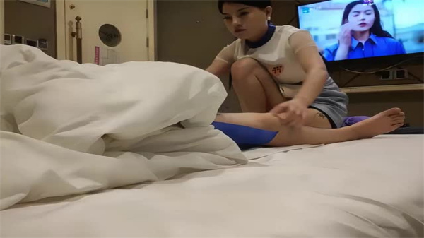 XMOM011丰满贵妇人妻吞尽了我的精液篠崎う环奈.